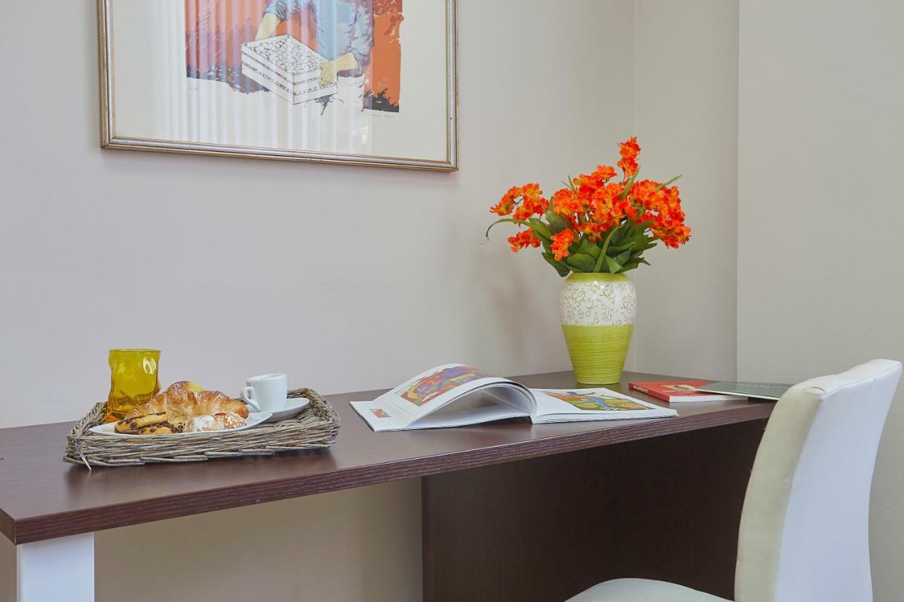 Sturzo 44 Bed and Breakfast Palermo Buitenkant foto